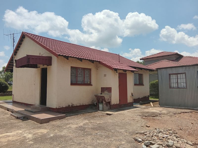 Two-bedroom house to Rent in Mogwase - Photo 2