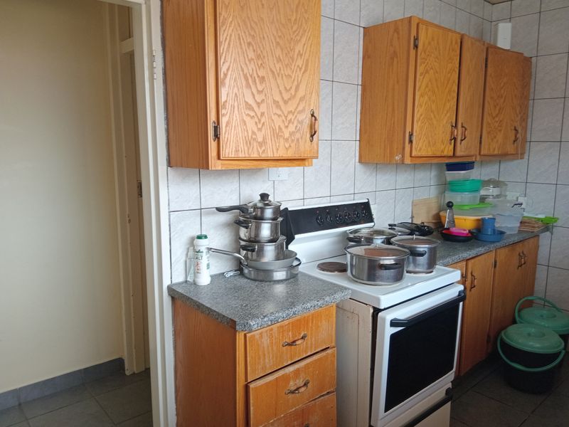 Spacious 2-bedroom flat in the CBD! - Photo 7