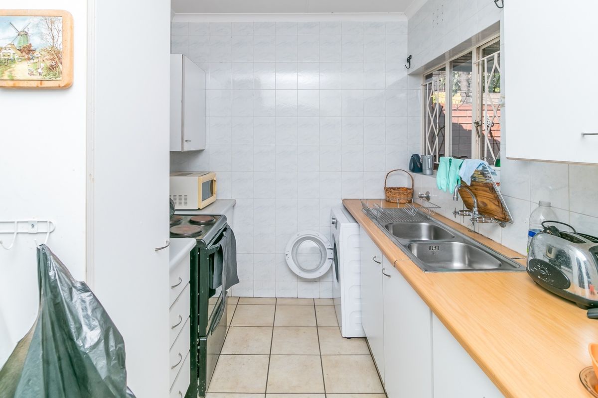 2 bed 2 bath townhouse - Photo 4