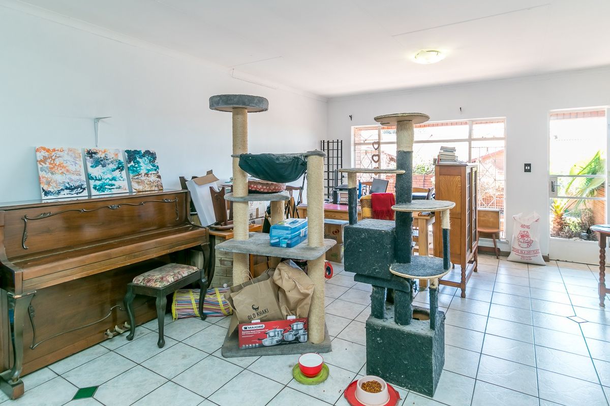 2 bed 2 bath townhouse - Photo 3