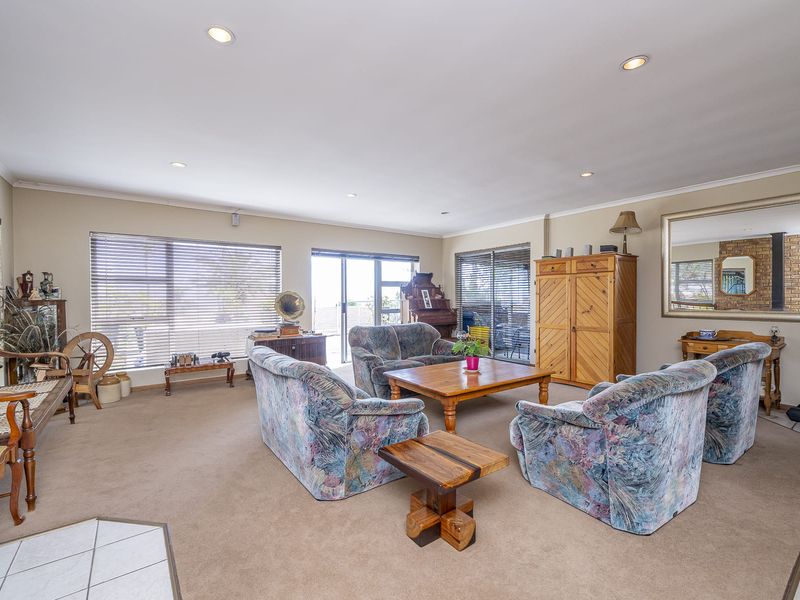 Big Home. Big Heart. Big Potential. - Photo 2