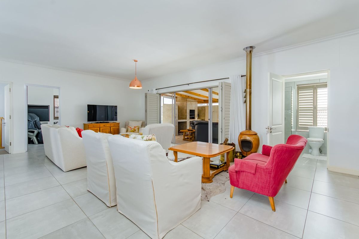 Modern Comfort & Effortless Entertaining. - Photo 3