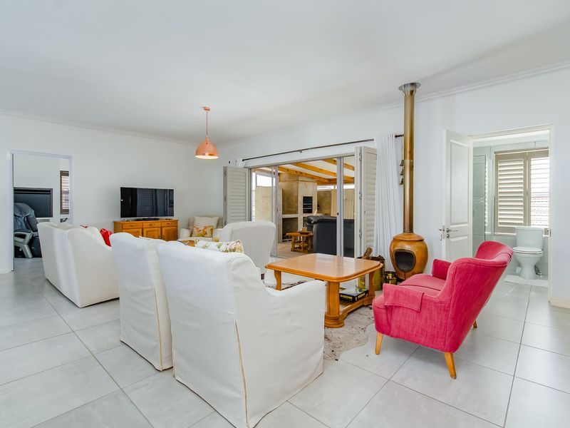 Modern Comfort & Effortless Entertaining. - Photo 3