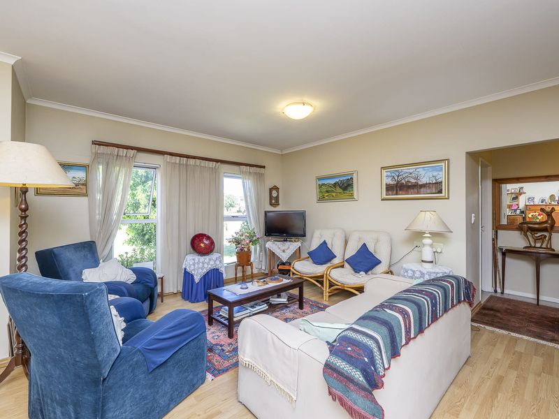 A Lovely Home in Klaradyn Retirement Village. Ready for You! - Photo 4