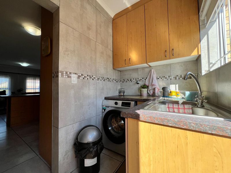 Easy Living in Style, Your Happy Place in Klaradyn - Photo 6