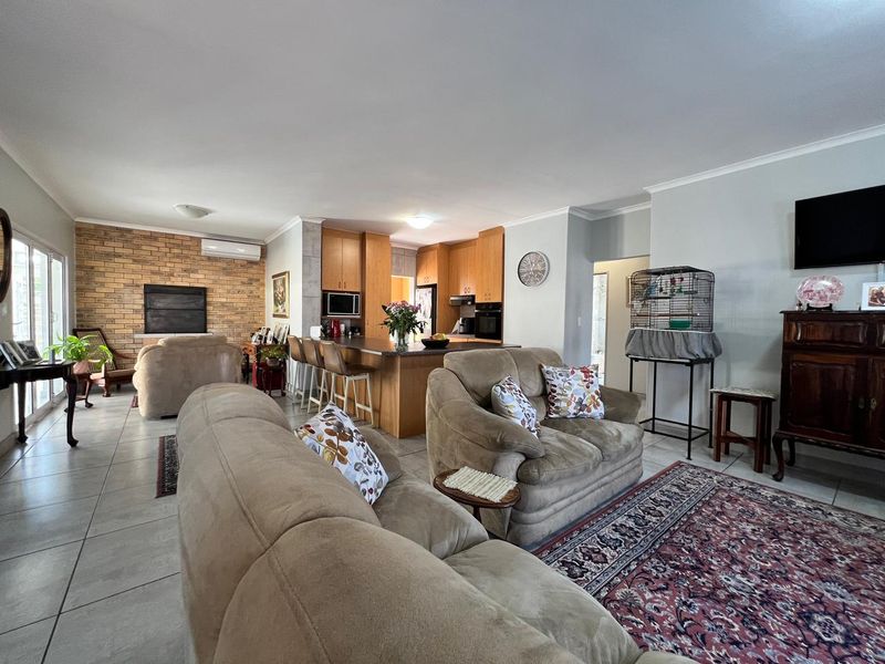 Easy Living in Style, Your Happy Place in Klaradyn - Photo 3