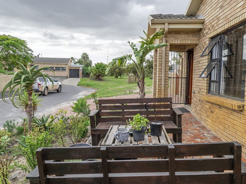 The Easy-Living Lifestyle You Deserve. - Photo 3