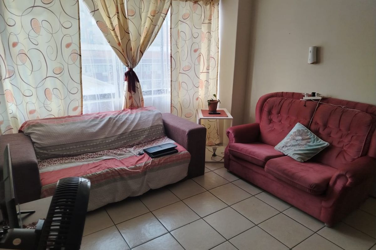 Secure Apartment Living in a Prime Location - Photo 4