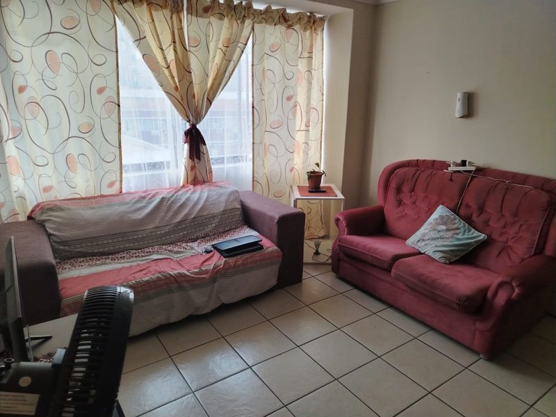 Secure Apartment Living in a Prime Location - Photo 4