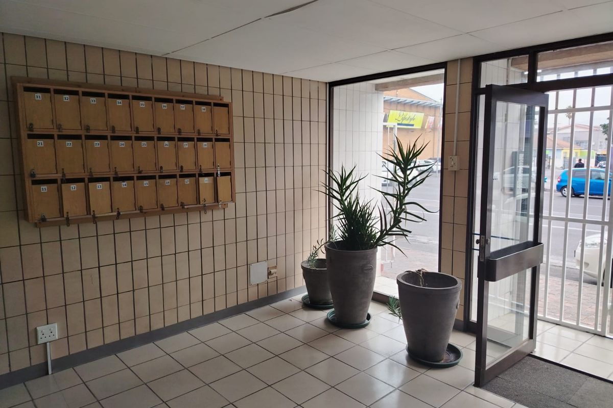Secure Apartment Living in a Prime Location - Photo 2