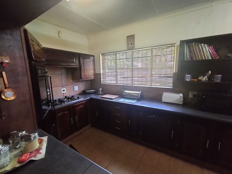 Nestled in the heart of Pretoria North - Photo 7