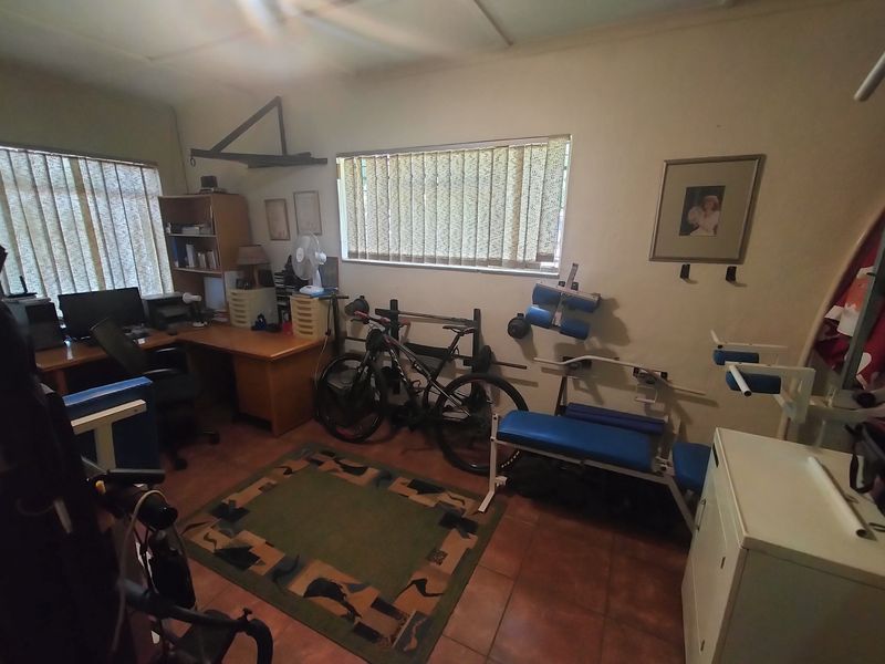 Nestled in the heart of Pretoria North - Photo 6