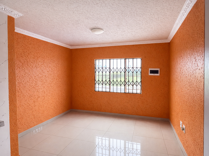 🏡 Ground Floor 2-Bedroom Apartment – Fleurhof, Roodepoort - Photo 8