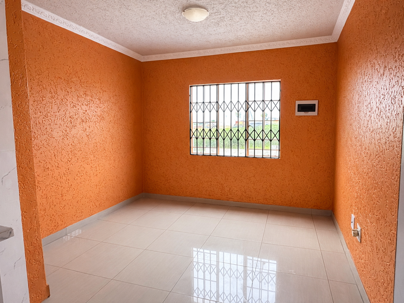 🏡 Ground Floor 2-Bedroom Apartment – Fleurhof, Roodepoort - Photo 7