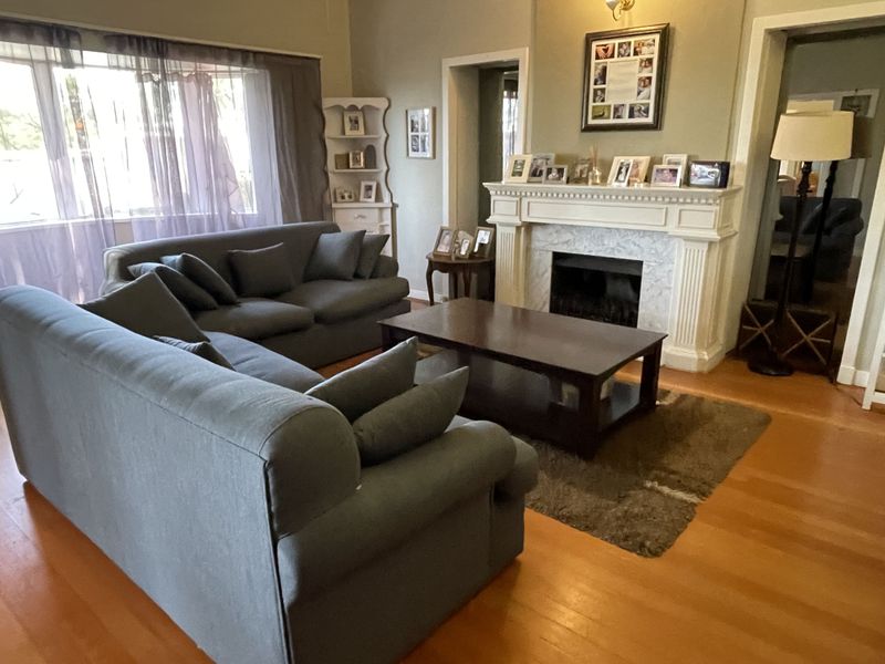 VIEWS! FABULOUS HOME WITH STUNNING COTTAGES - Photo 6