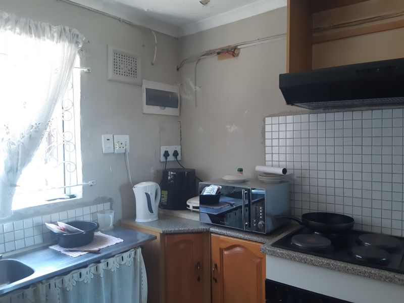 Lovely Home with Granny Flat, Bayview, Chatsworth - Photo 5