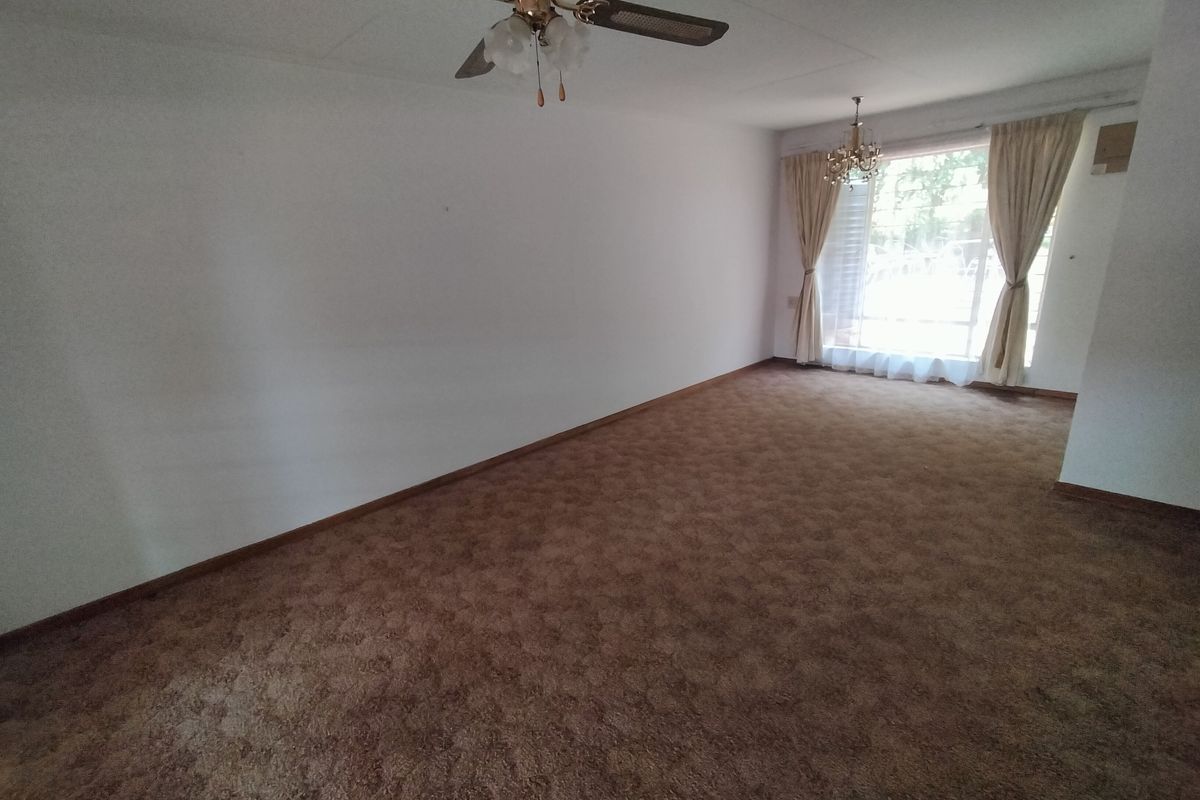 Welcome to your ideal retirement haven in the heart of Amandasig retirement village! - Photo 5