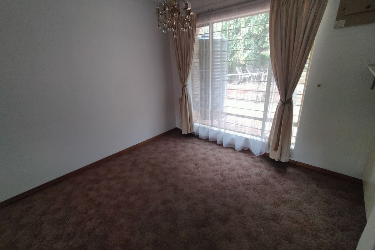 Welcome to your ideal retirement haven in the heart of Amandasig retirement village! - Photo 4