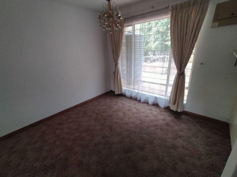 Welcome to your ideal retirement haven in the heart of Amandasig retirement village! - Photo 4