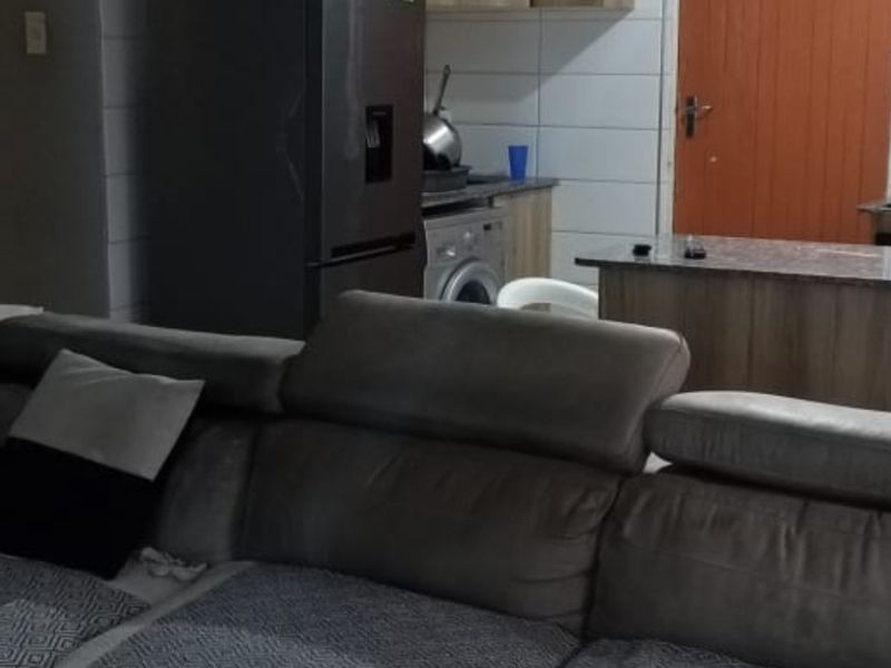 Lovely Simplex, Woodhaven - Photo 8