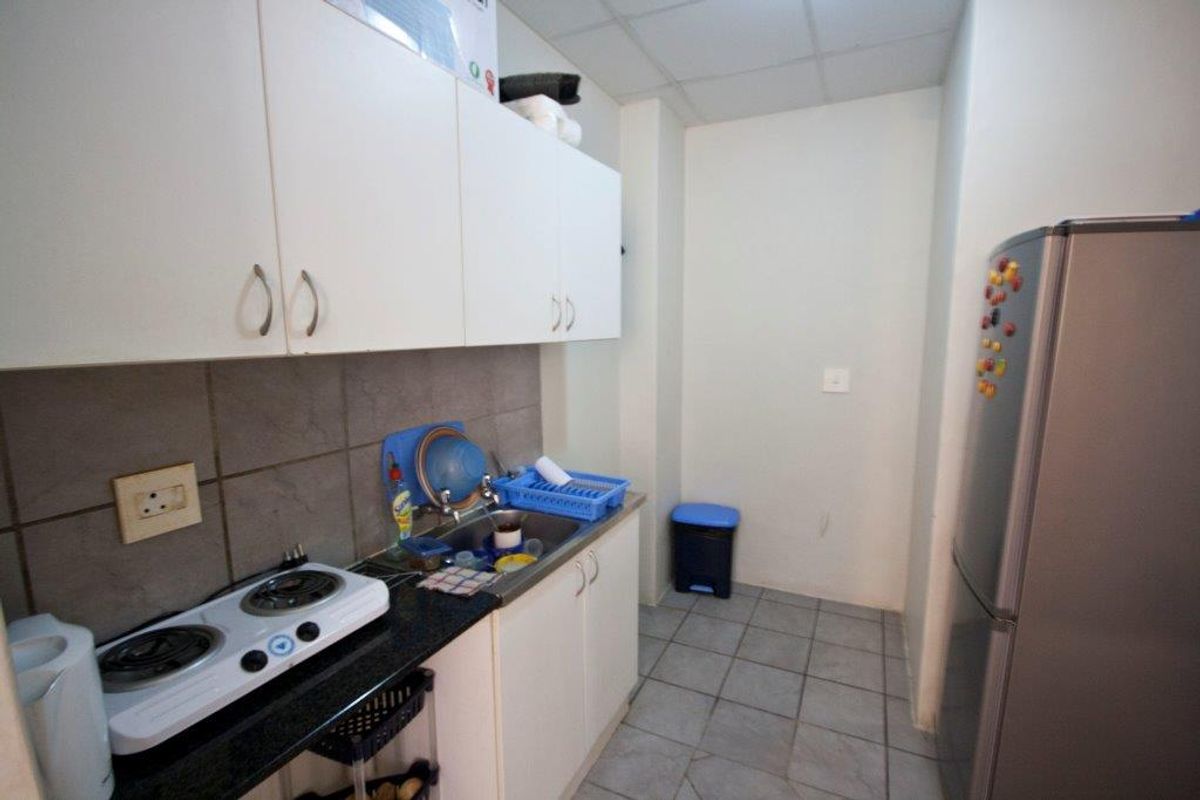 Apartment For Sale In Durban - Photo 2