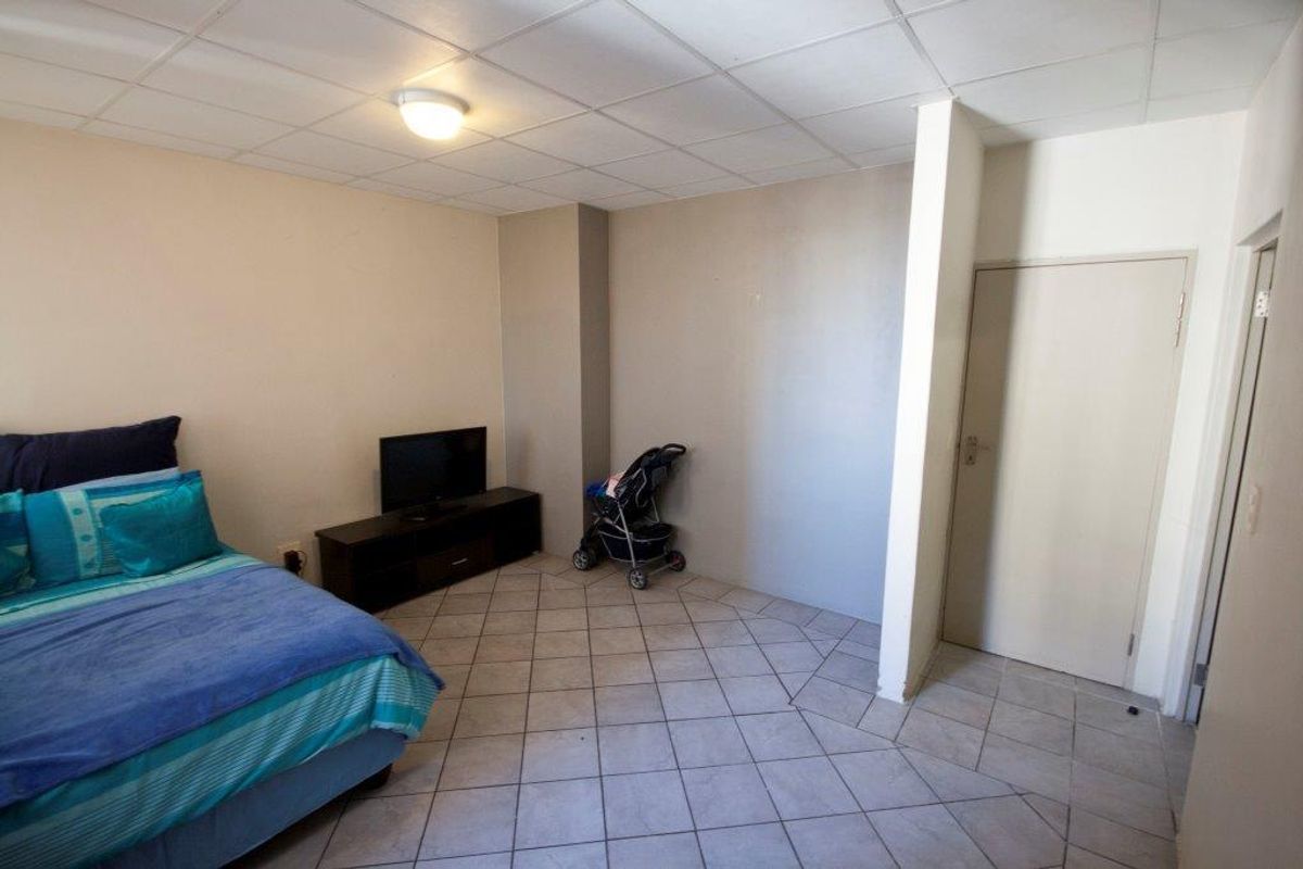 Apartment For Sale In Durban - Photo 4