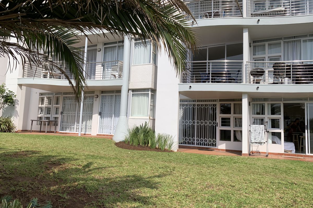 Cute and Cozy - Photo 2