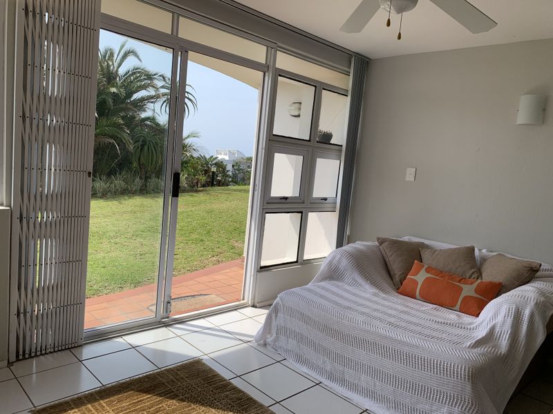 Cute and Cozy - Photo 9