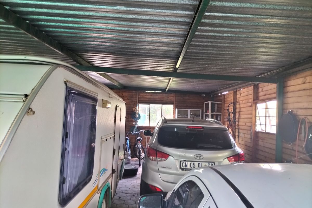 This prime investment property - Photo 4