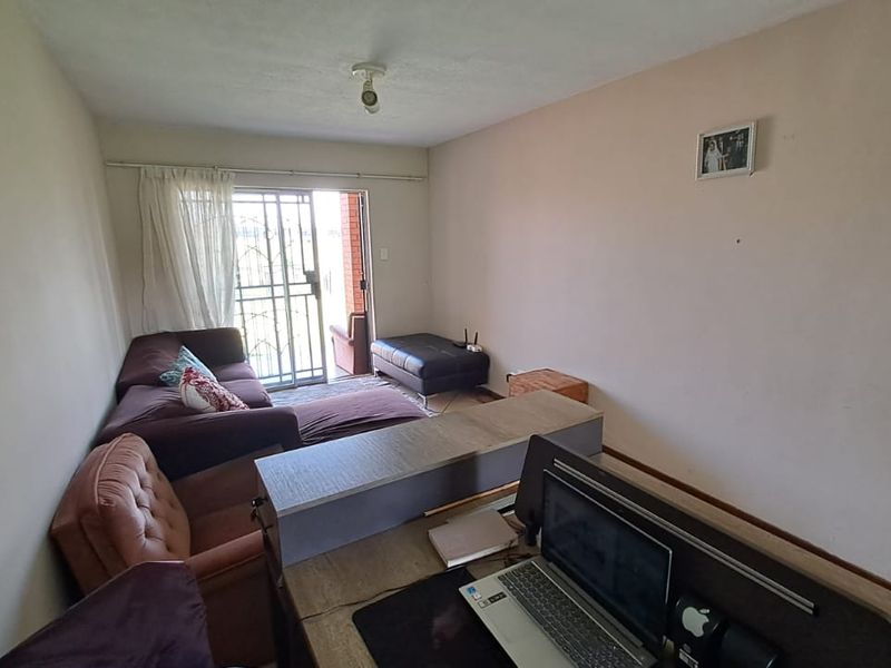"Spacious 3-bedroom home for sale in Sagewood, Midrand - perfect for a young family - Photo 5