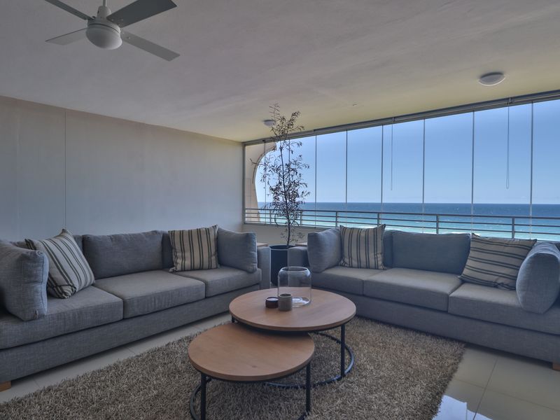 Flat For Sale In Amanzimtoti - Photo 4
