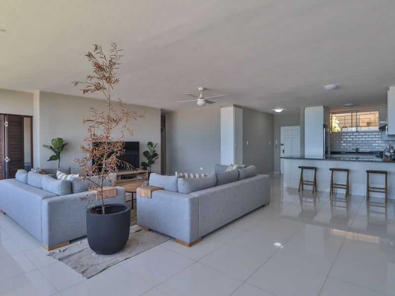 Flat For Sale In Amanzimtoti - Photo 5