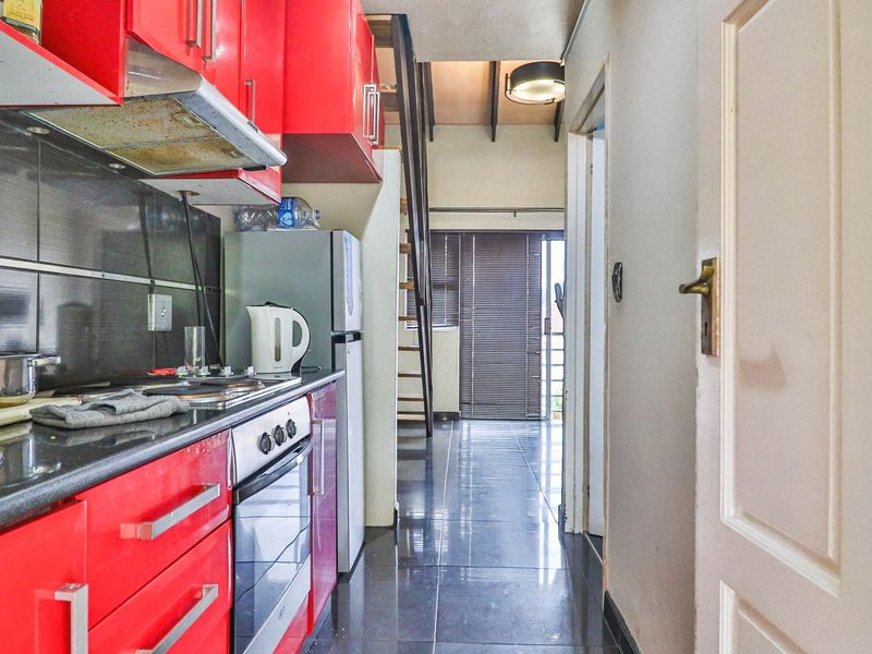 Discover Contemporary Living in Morningside Village! - Photo 2