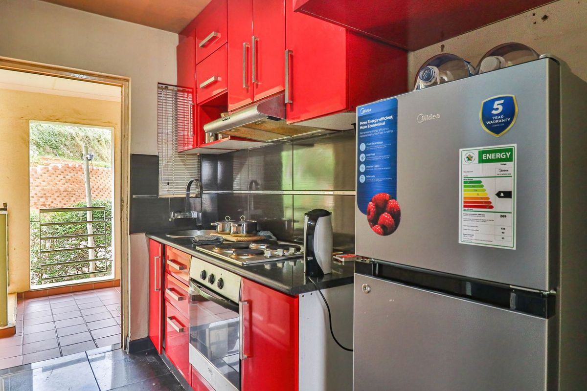 Discover Contemporary Living in Morningside Village! - Photo 4