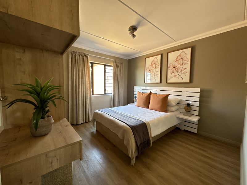 3 Bedroom Ground floor Apartment for Sale - Photo 2