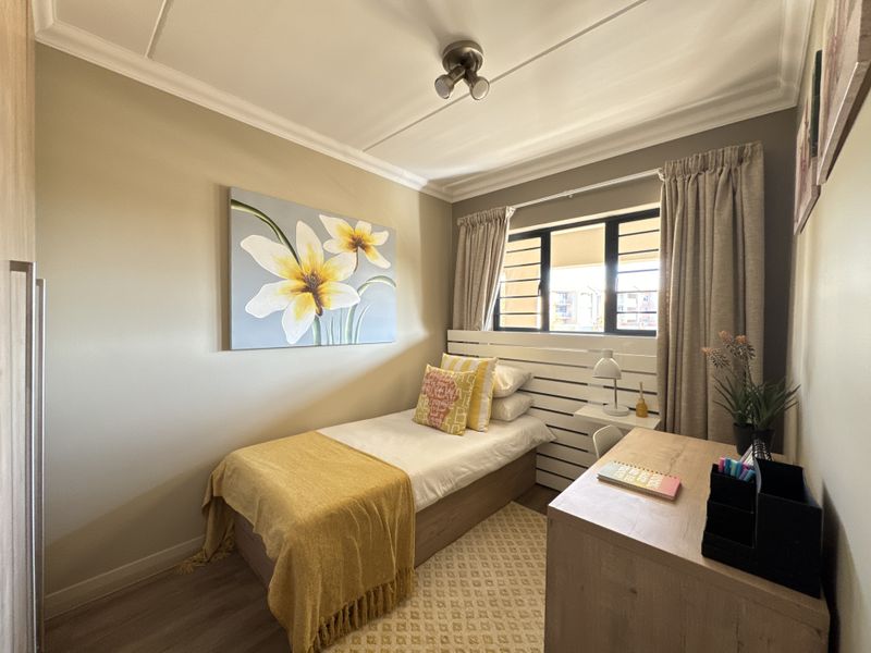 3 Bedroom Ground floor Apartment for Sale - Photo 4