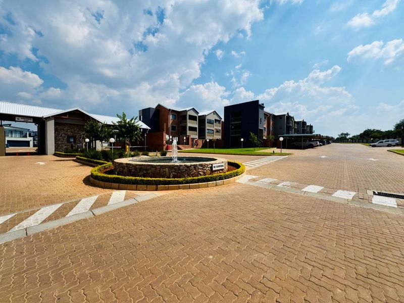 3 Bedroom Ground floor Apartment for Sale - Photo 7