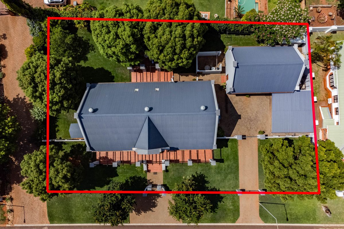 Charming Cape Dutch Style Home in Ninapark - Photo 2