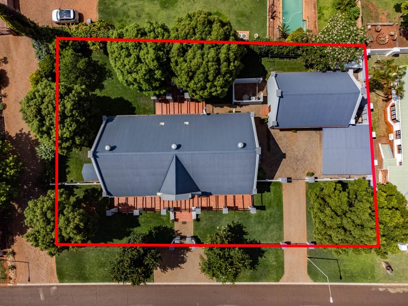 Charming Cape Dutch Style Home in Ninapark - Photo 2