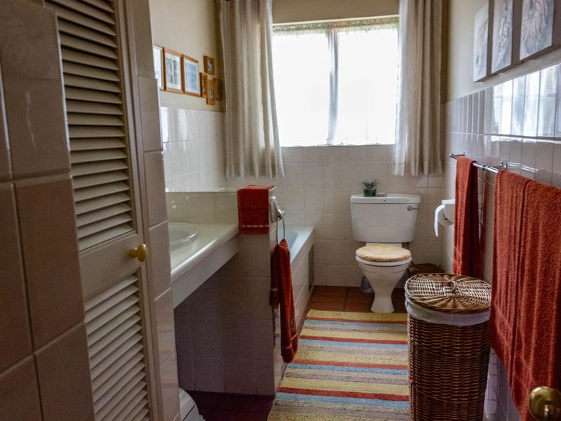 Charming Cape Dutch Style Home in Ninapark - Photo 8