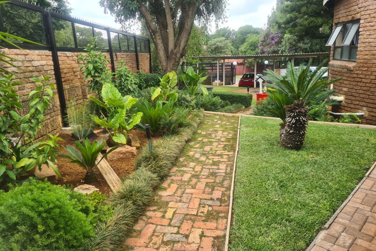 Exceptional Dual-Residence Property for Sale in popular area of Safari Tuine - Photo 5