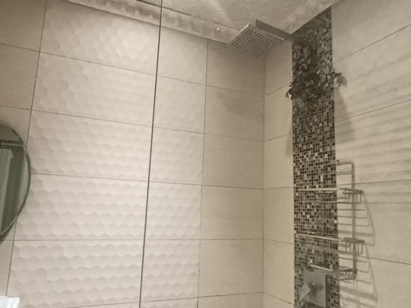 Townhouse For Sale In Chatsworth - Photo 3