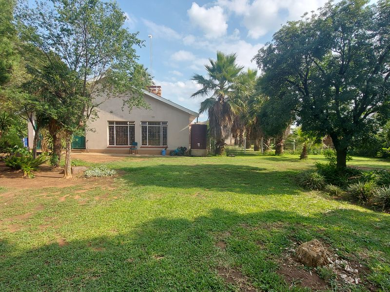 Beautiful 2.56 HA Small Holding for Sale - Photo 4