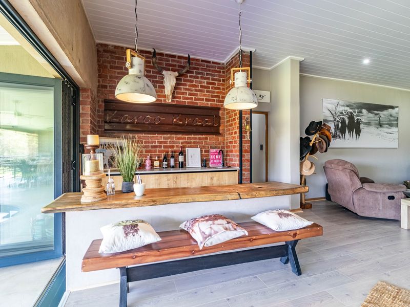 Well designed waterfront family home for sale - Photo 8