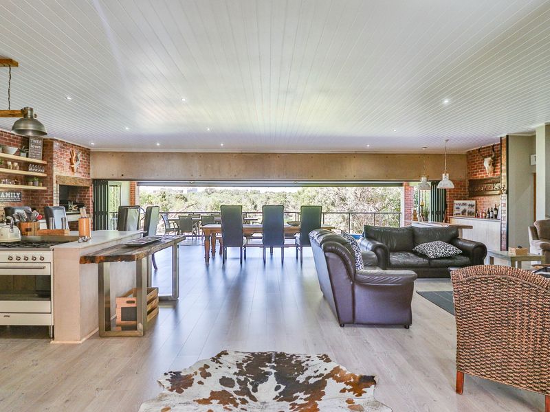 Well designed waterfront family home for sale - Photo 6