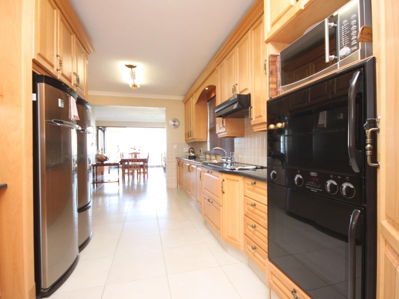 Balinese Villa in Secure Estate - Photo 7