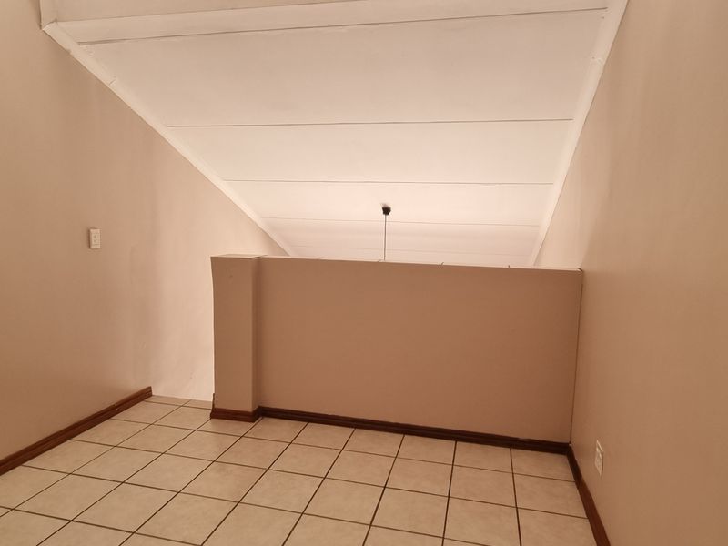 Excellent Investment or to own - Photo 8