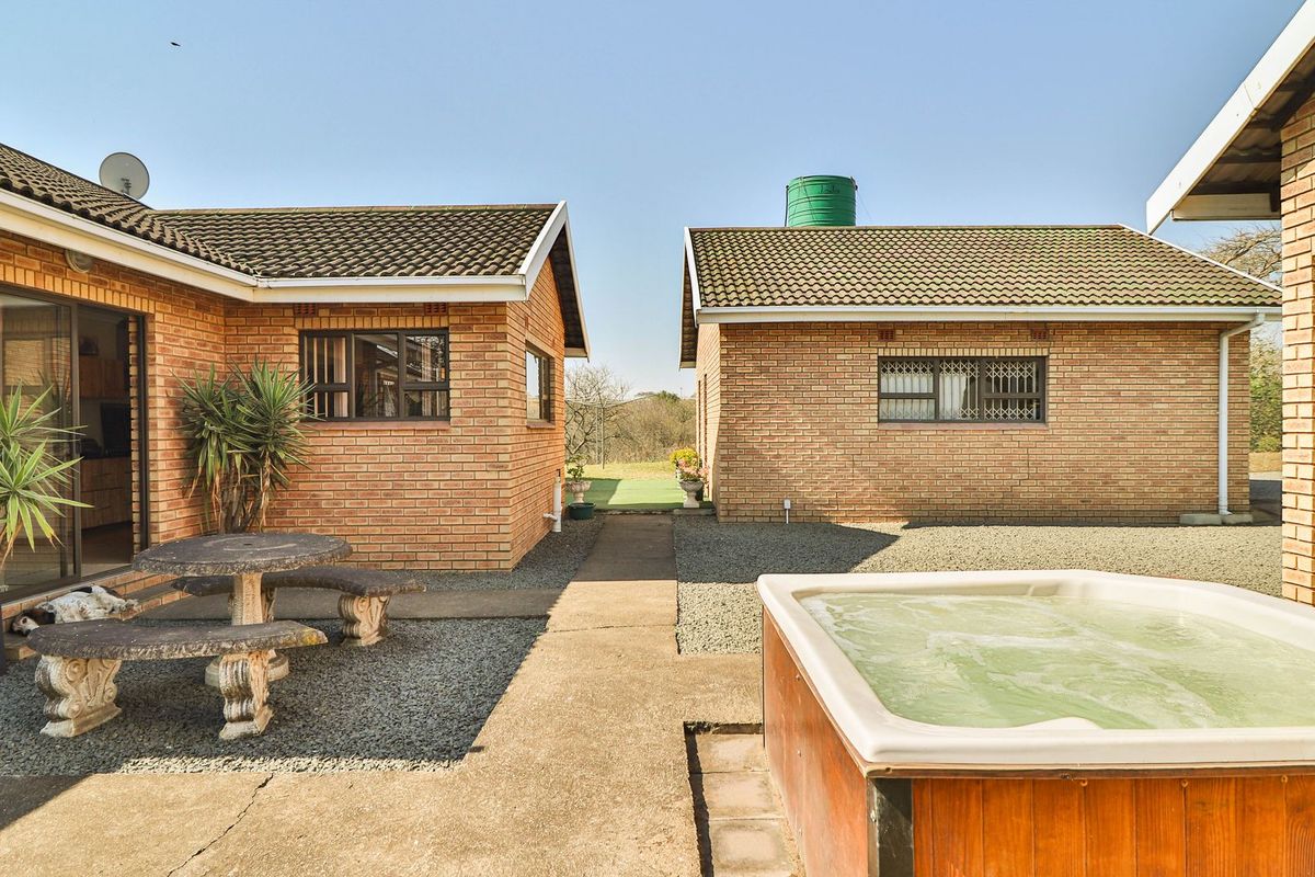 22Ha Smallholding in Albert Falls - Photo 4