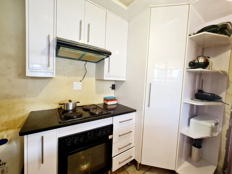 4 bedroom house for sale in Makhado Park, Louis Trichardt - Photo 2