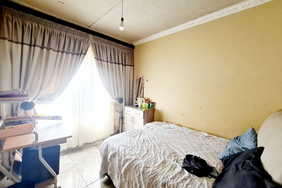 4 bedroom house for sale in Makhado Park, Louis Trichardt - Photo 5
